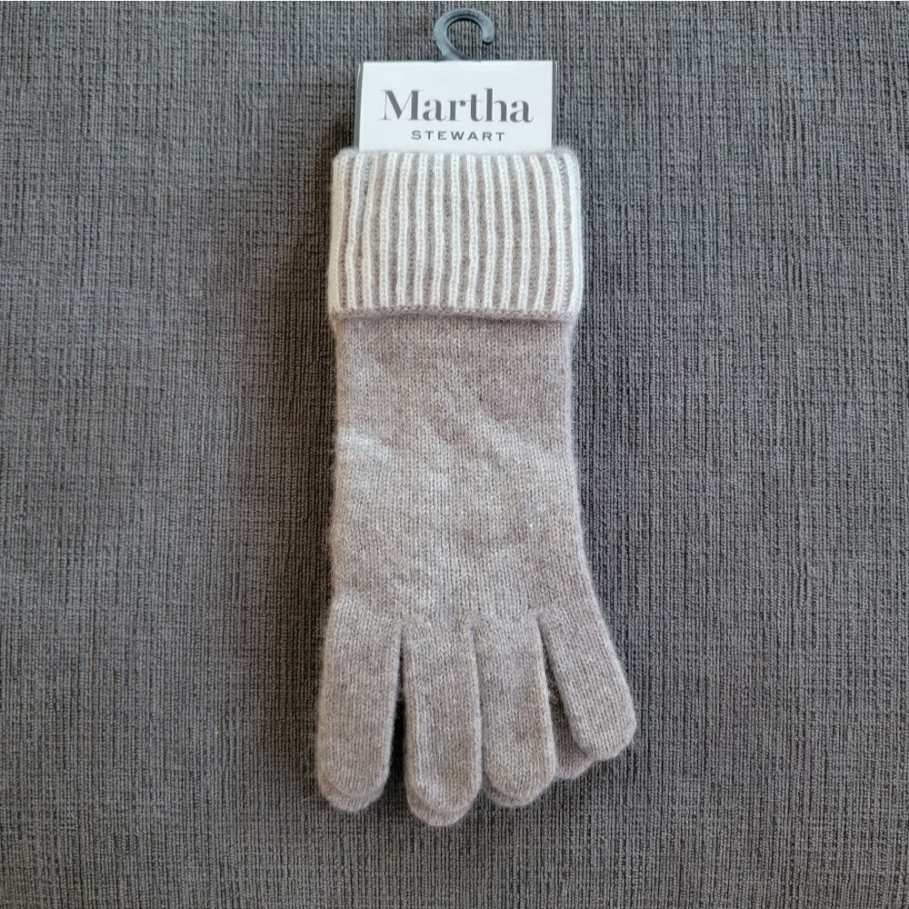 NWT Martha STEWART 100% 2 -PLY CASHMERE WOMEN'S WINTER GLOVES OS